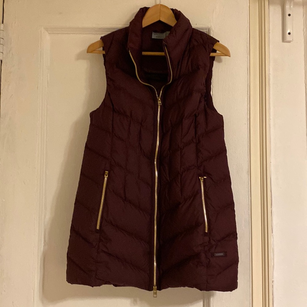 Athlete down vest